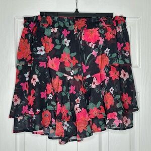 XL Black Floral Tiered Mini Skirt
